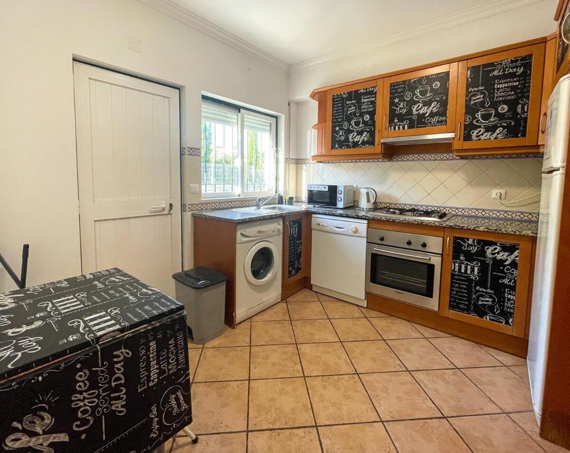 Villa Moradia T3 Aguia Marina, Com Piscina E Bbq *