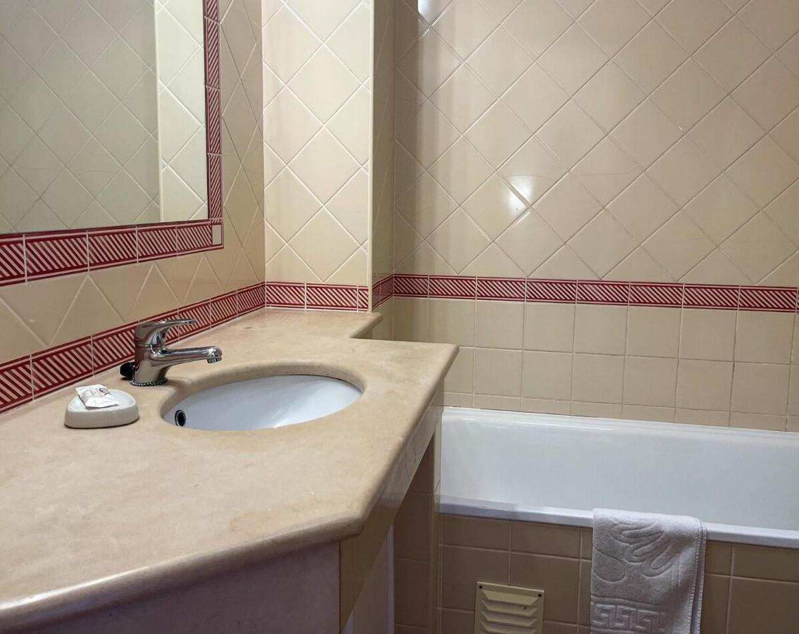 Moradia T3 Aguia Marina, Com Piscina E Bbq Villa *